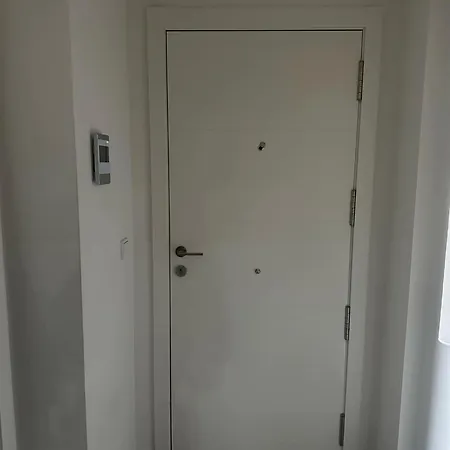 Street Apartment